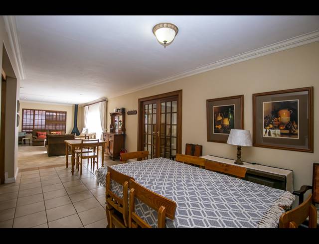 4 BEDROOM HOUSE TO LET IN FAIRLAND